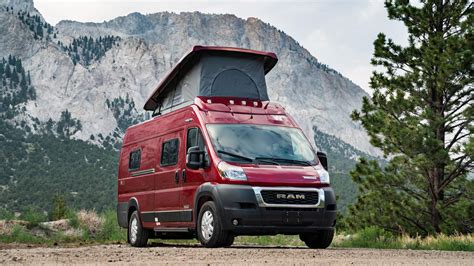 Winnebago Solis .
